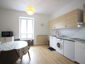 Duplex T3 à La Bourboule avec WiFi, petit chien admis - FR-1-608-276